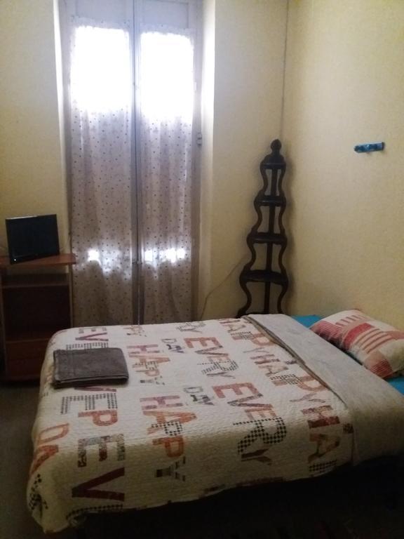 Room Star Аліканте Екстер'єр фото